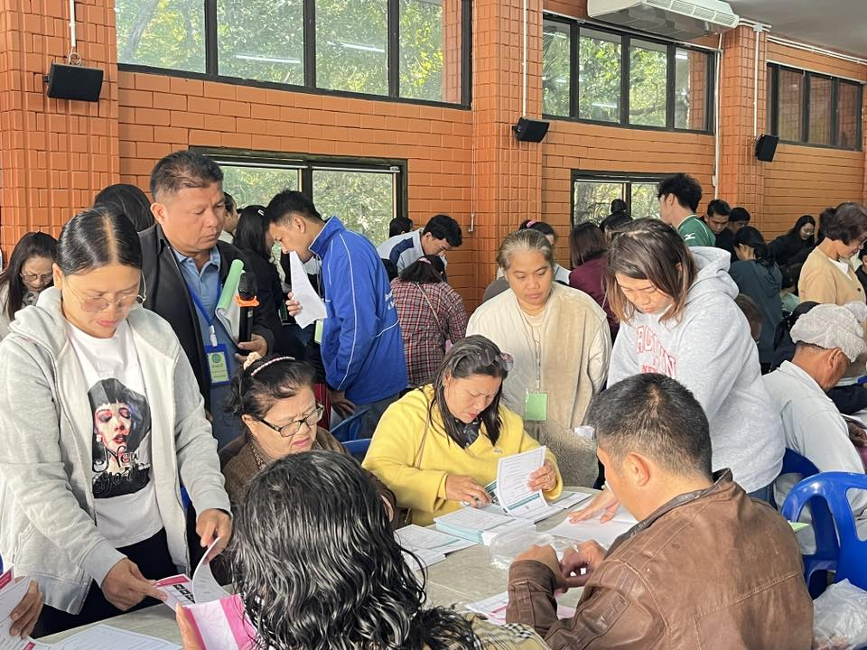 องค์การบริหารส่วนตำบลอุดมทรัพย์ ทำการส่งมอบหีบบัตรเลือกตั้ง และวัสดุอุปกรณ์ในการเลือกตั้ง ให้กับคณะกรรมการประจำหน่วยเลือกตั้ง ในเขตพื้นที่ตำบลอุดมทรัพย์