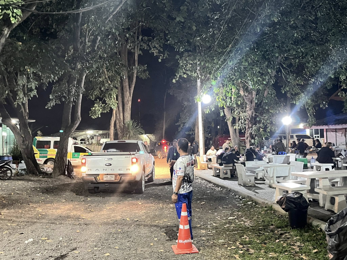 ประมวลภาพบรรยากาศการส่งมอบหีบบัตรหลังการลงคะแนนเสียงเลือกตั้งสมาชิกสภาและนายกองค์การบริหารส่วนตำบลอุดมทรัพย์