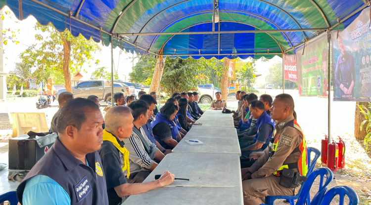  นายอำเภอวังน้ำเขียวลงพื้นที่ตรวจเยี่ยมให้กำลังใจผู้ปฏิบัติงาน ณ จุดตรวจ/จุดบริการประชาชน เทศกาลปีใหม่ พ.ศ.2569