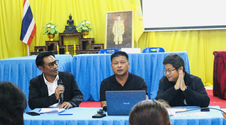 ประชุมเจ้าหน้าที่อบต. เพื่อเตรียมความพร้อมวันส่งมอบ-รับมอบหีบบัตรเลือกตั้ง วัสดุเลือกตั้ง ในการเลือกตั้งสมาชิกสภาองค์การบริหารส่วนตำบลอุดมทรัพย์และนายกองค์การบริหารส่วนตำบลอุดมทรัพย์ 