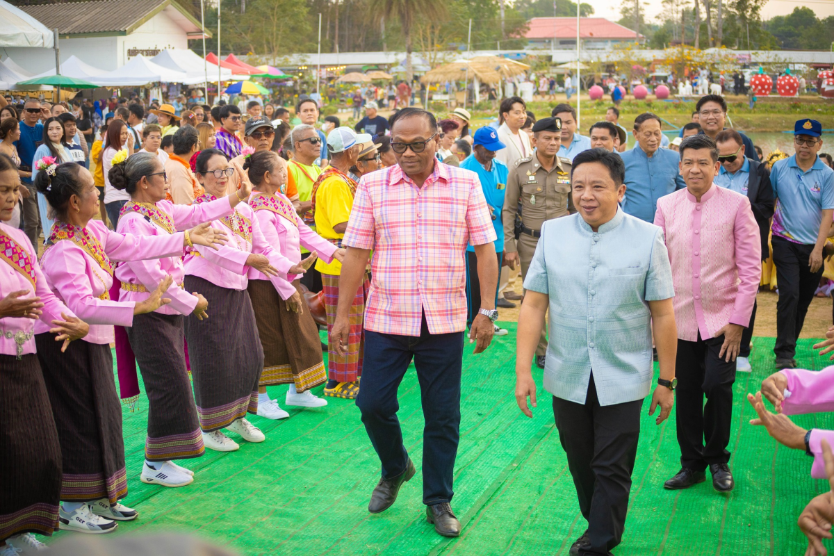 พิธีเปิดเทศกาลเบญจมาศบานในม่านหมอก ครั้งที่ 24