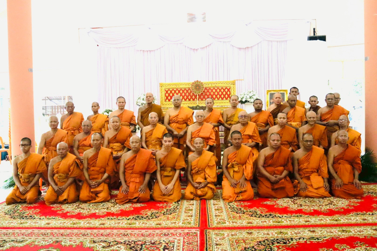 ร่วมพิธีพระราชทานน้ำหลวงสรงศพพระครูเกษมศาสนกิจ (สาน เขมวีโร) และร่วมฟังสวดอภิธรรม 