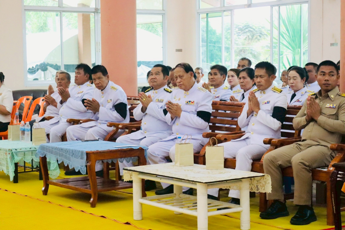 ร่วมพิธีพระราชทานน้ำหลวงสรงศพพระครูเกษมศาสนกิจ (สาน เขมวีโร) และร่วมฟังสวดอภิธรรม 