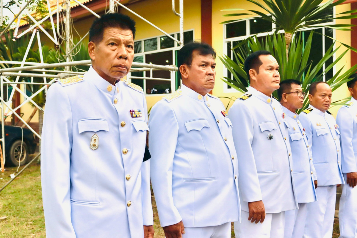 ร่วมพิธีพระราชทานน้ำหลวงสรงศพพระครูเกษมศาสนกิจ (สาน เขมวีโร) และร่วมฟังสวดอภิธรรม 