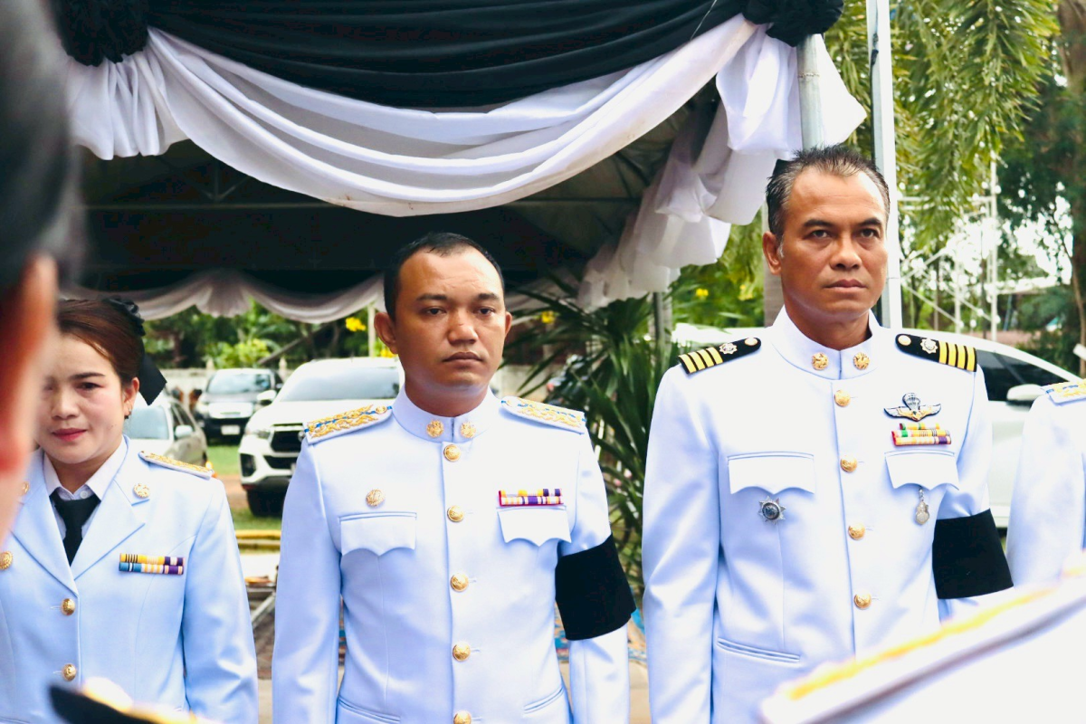 ร่วมพิธีพระราชทานน้ำหลวงสรงศพพระครูเกษมศาสนกิจ (สาน เขมวีโร) และร่วมฟังสวดอภิธรรม 