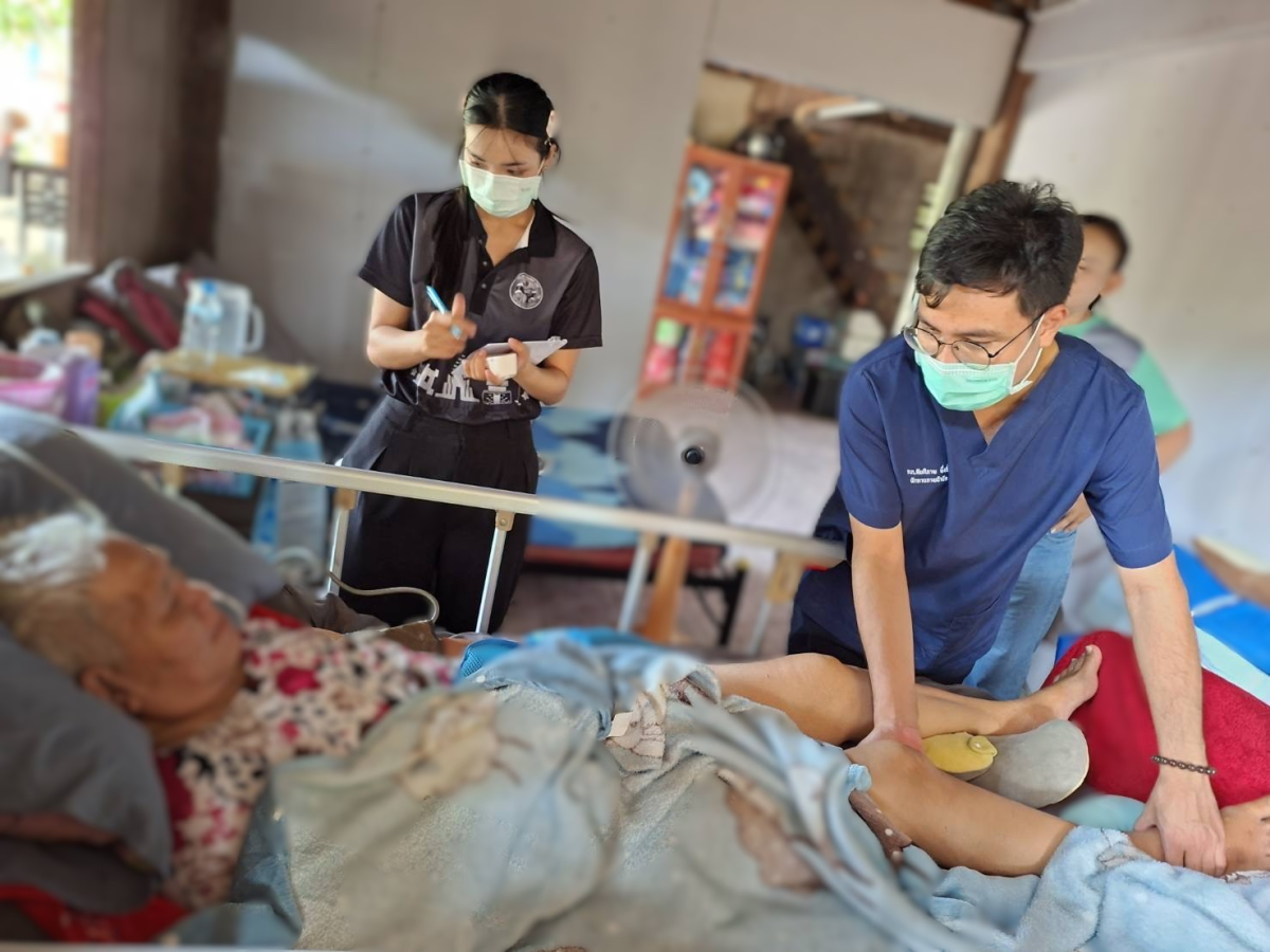 โครงการเยี่ยมบ้านผู้สูงอายุ ผู้พิการและผู้ป่วย IMC ของ อบต อุดมทรัพย์