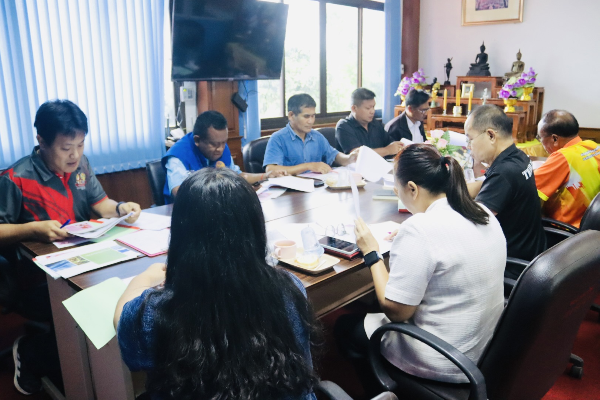 ประชุมคณะกรรมการช่วยเหลือประชาชนขององค์การบริหารส่วนตำบลอุดมทรัพย์ 